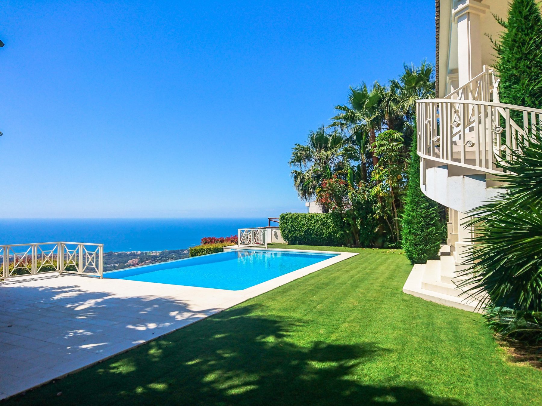 Infinity pool with panoramic Mediterranean sea views
